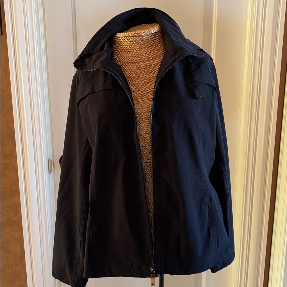 Chico's Black Lightweight Zip-Front Jacket Panel